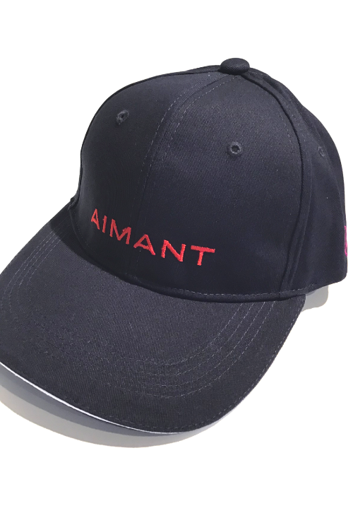 「AIMANT」ロゴ刺繍クラシックツイルキャップ(UNISEX)